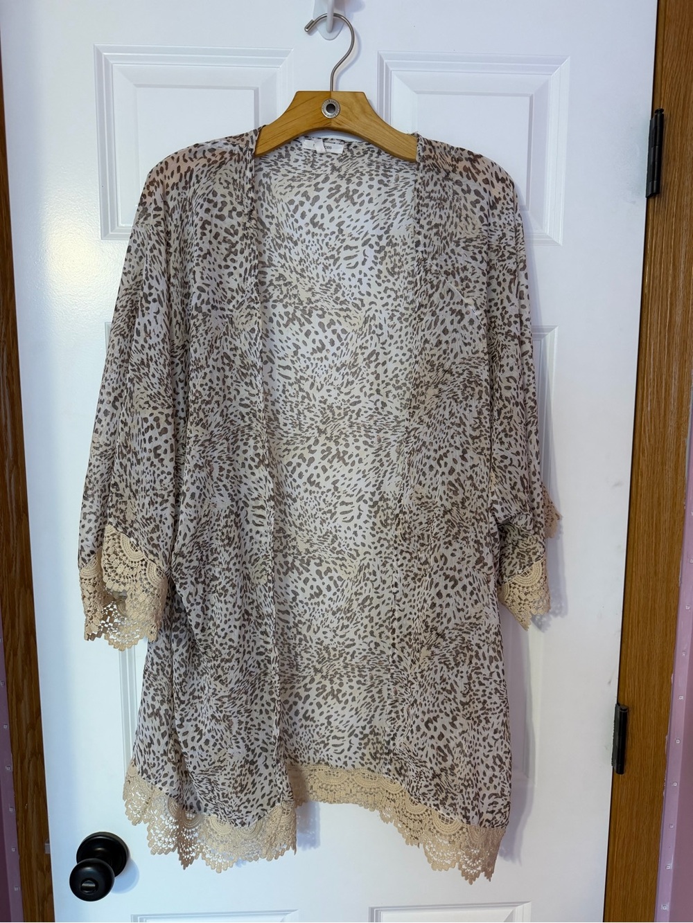 Maurices Neutral Animal-Print Kimono with Cream Lace Trim